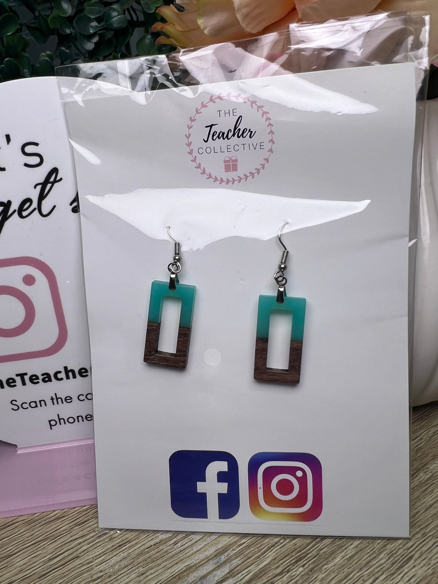 Wood / acrylic earrings