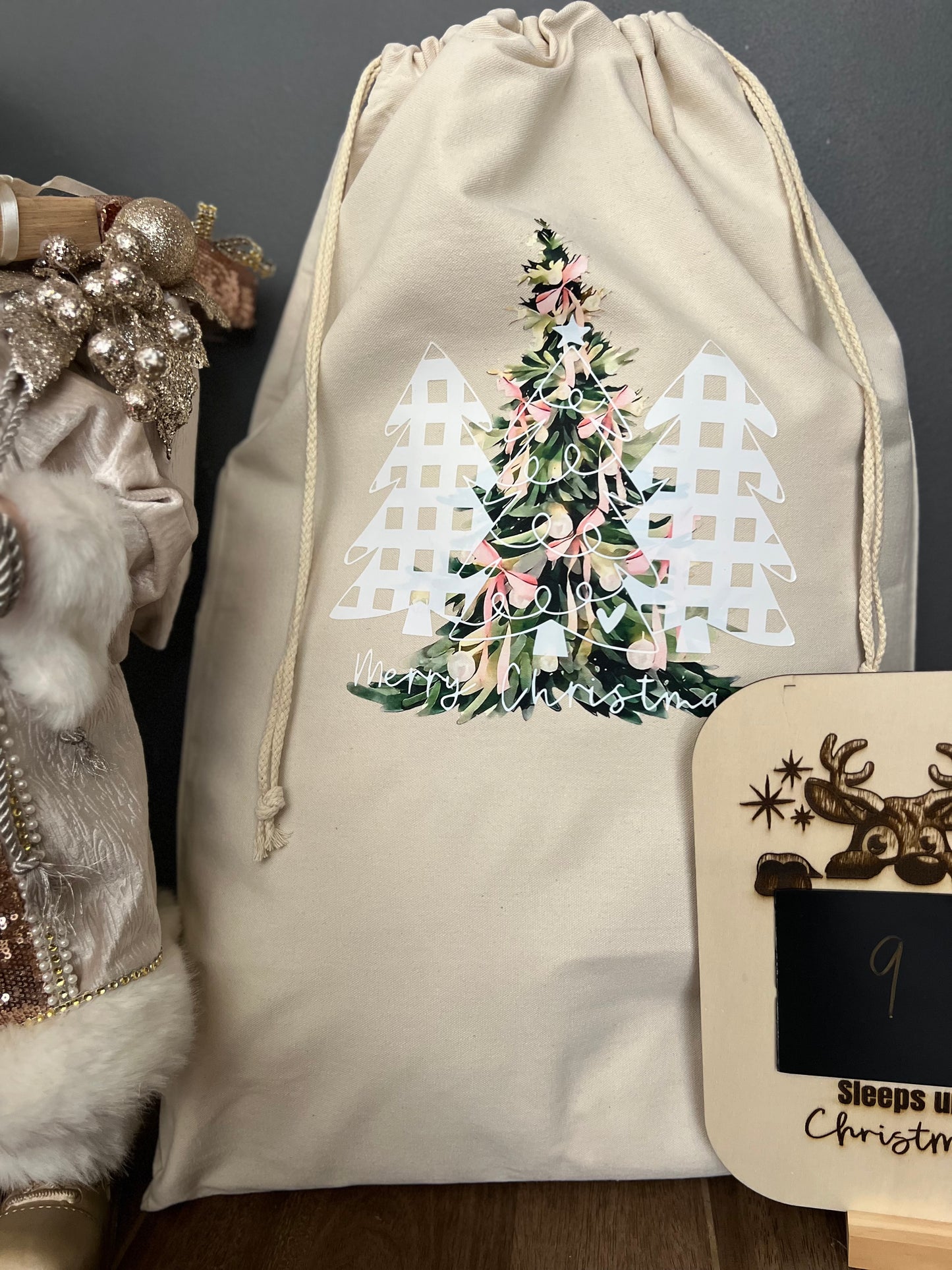 🌿 Blush Gingham Tree