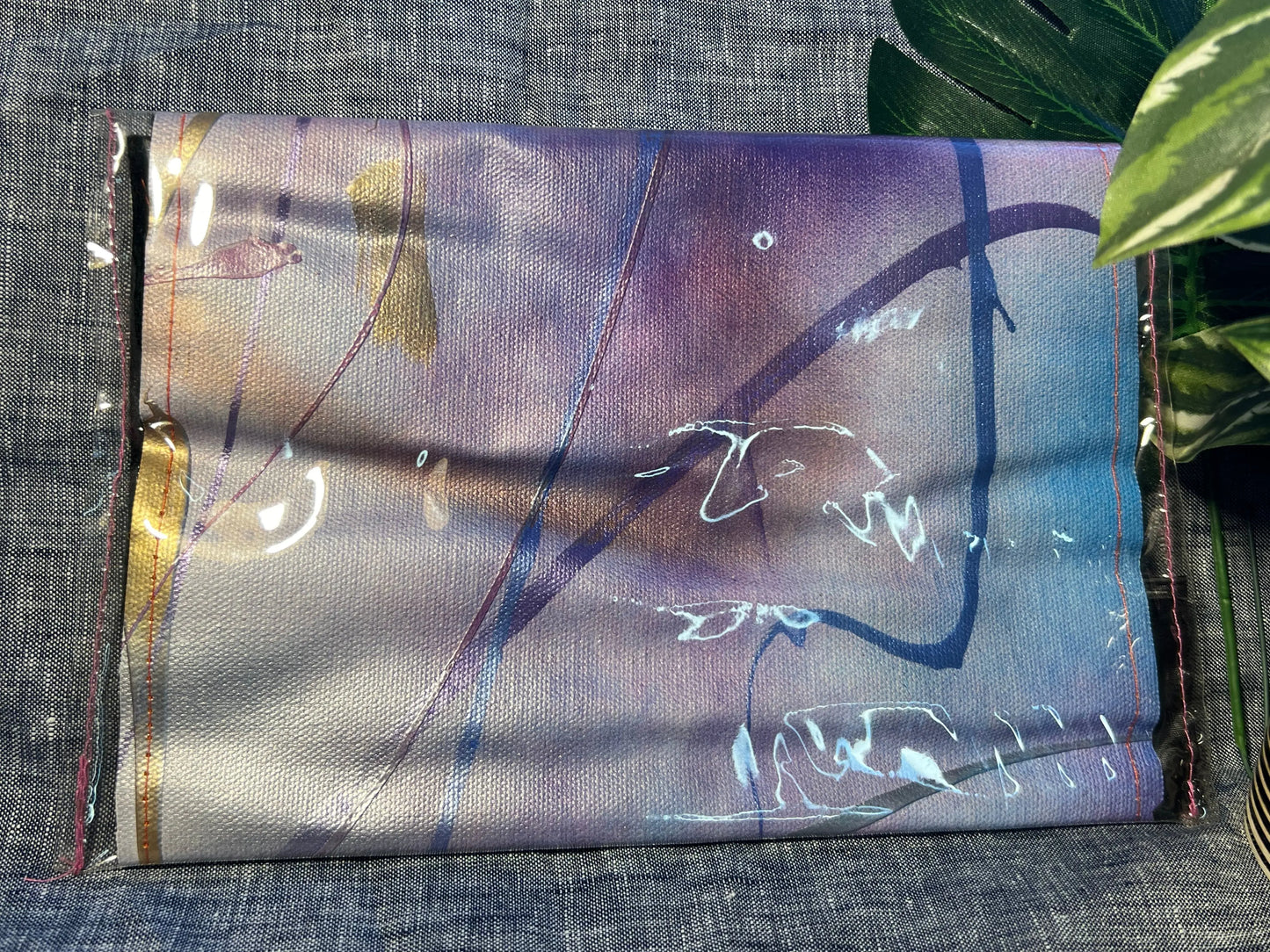 𝑀𝑒𝑑𝑖𝑢𝑚 𝐶𝑎𝑛𝑣𝑎𝑠 𝐶𝑙𝑢𝑡𝑐ℎ Simply Cuteness - Jewellery & Clutches