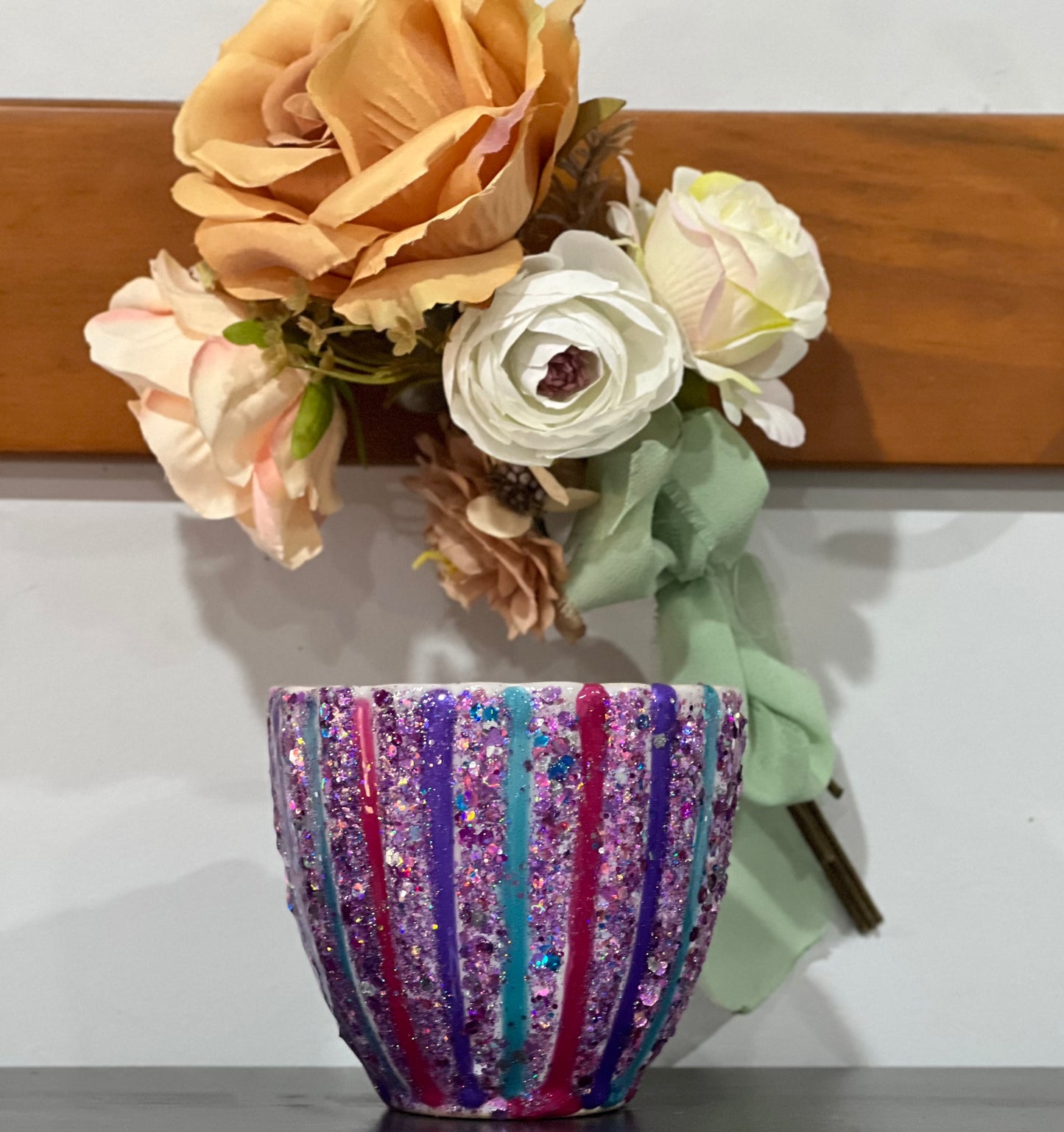 Snowflake petal embossed mug