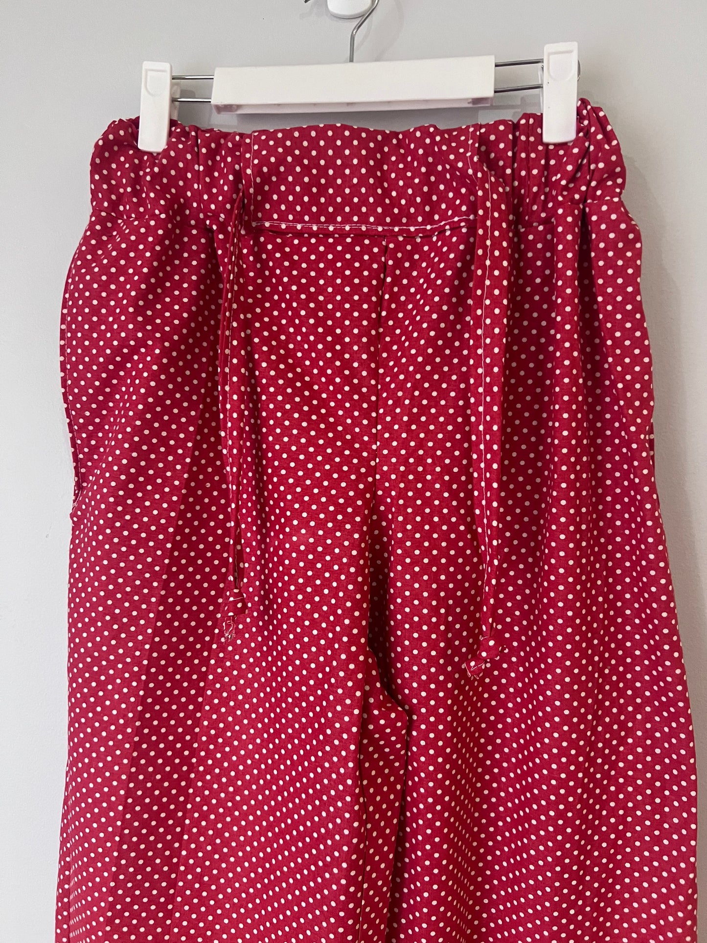 Red polka dot pants - size 10