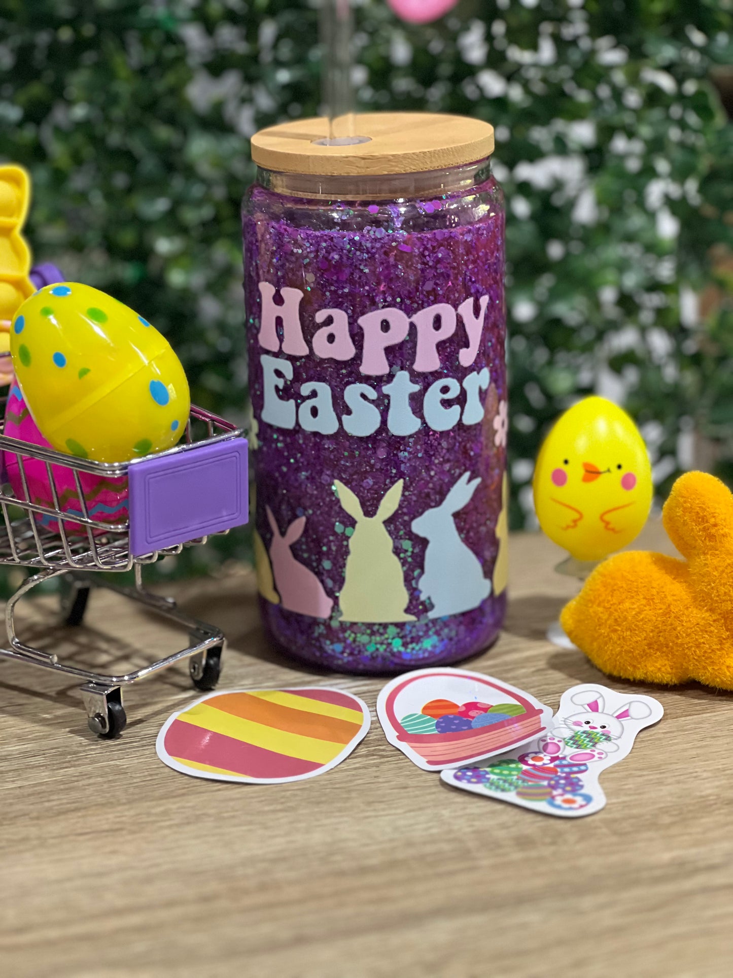 16oz Glass Easter Snow Globe Tumbler