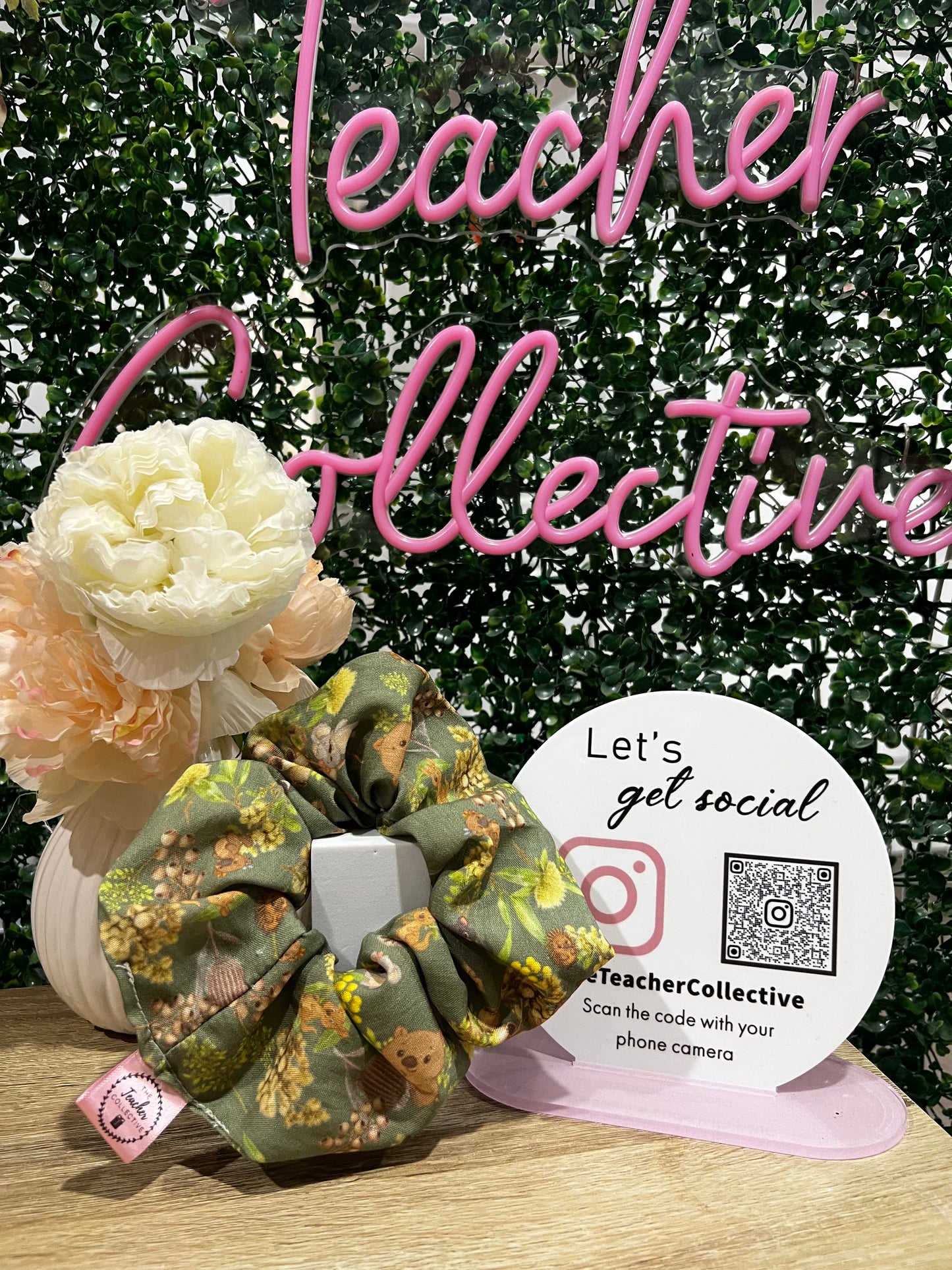 Bush Buddies Scrunchie