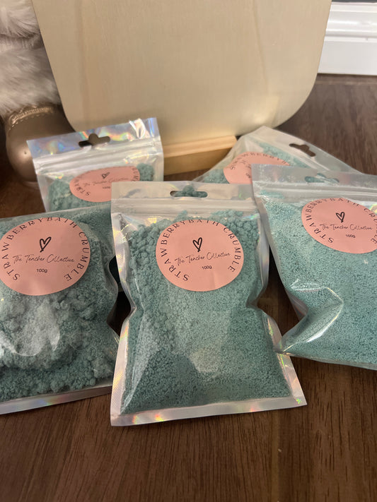 strawberry scented bath crumble