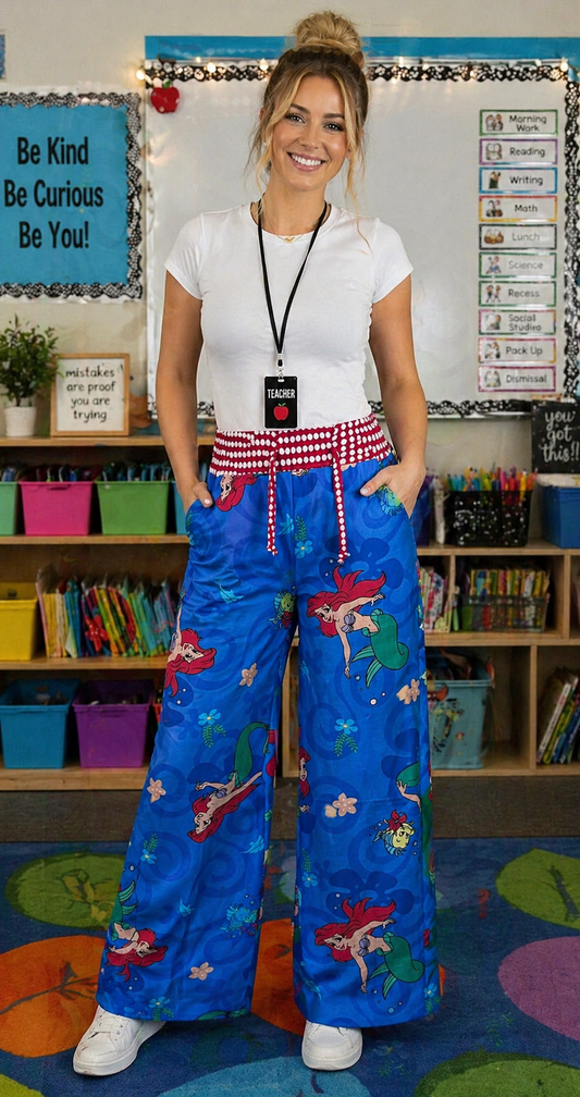Little 🧜‍♀️ pants - size 10