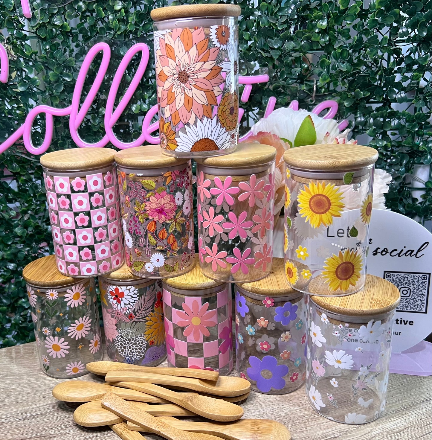 10 glass canisters