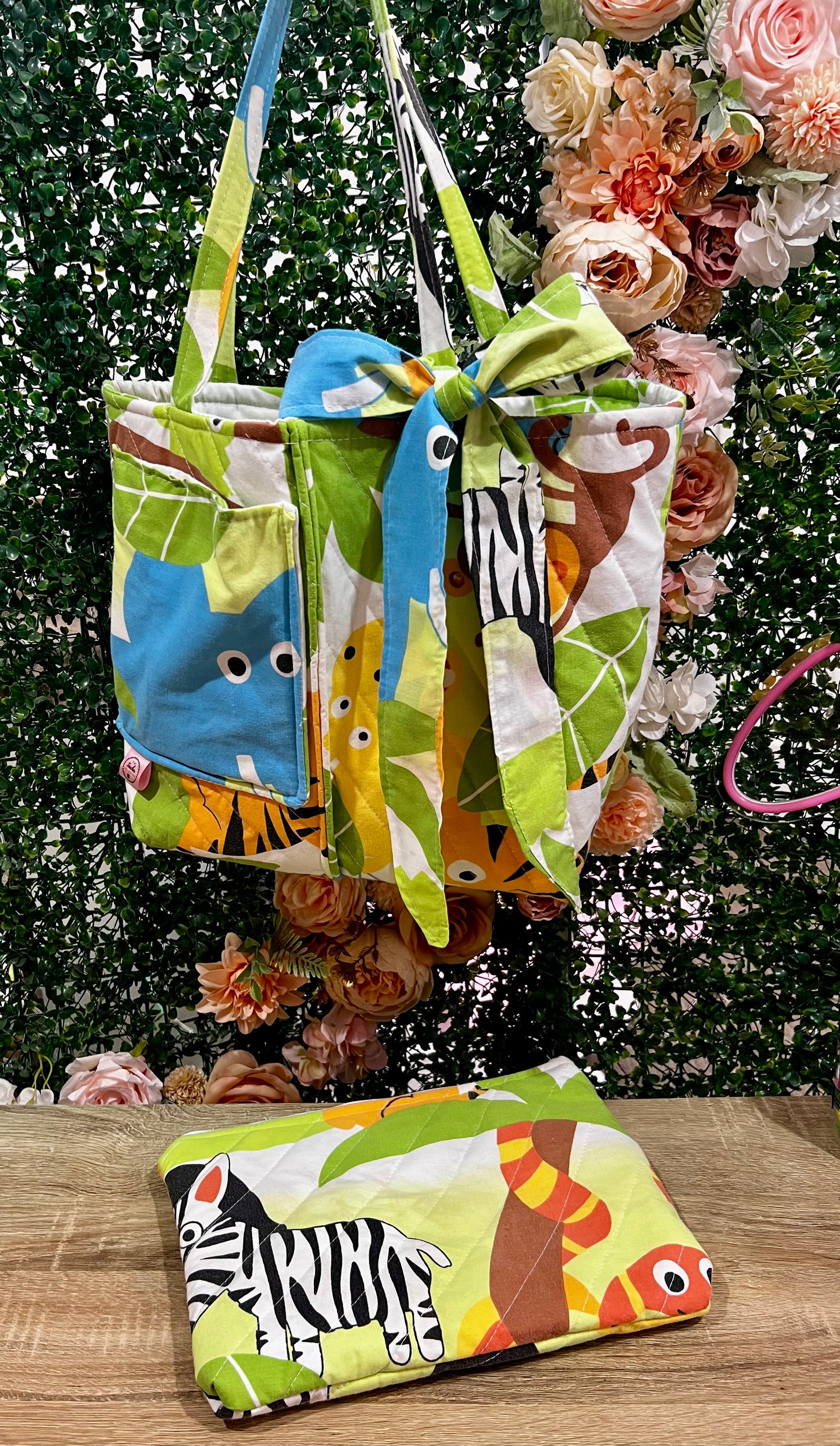 Vintage padded, lined tote bag set